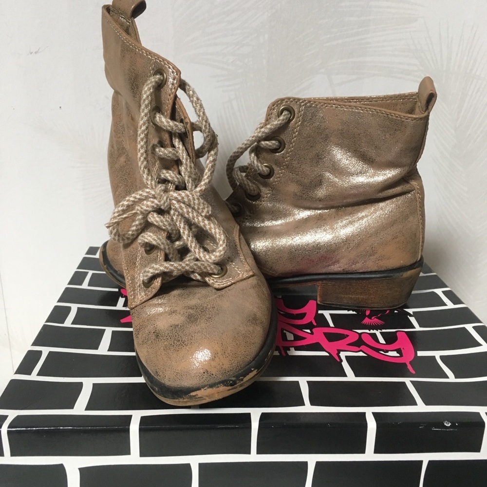 Combat boots - Picture 2 of 5